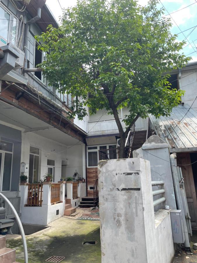 Leila Apartment Тбилиси Екстериор снимка