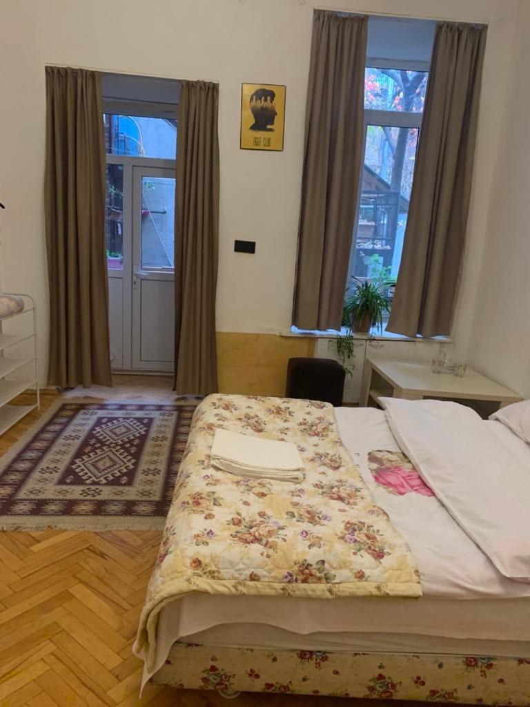 Leila Apartment Тбилиси Екстериор снимка