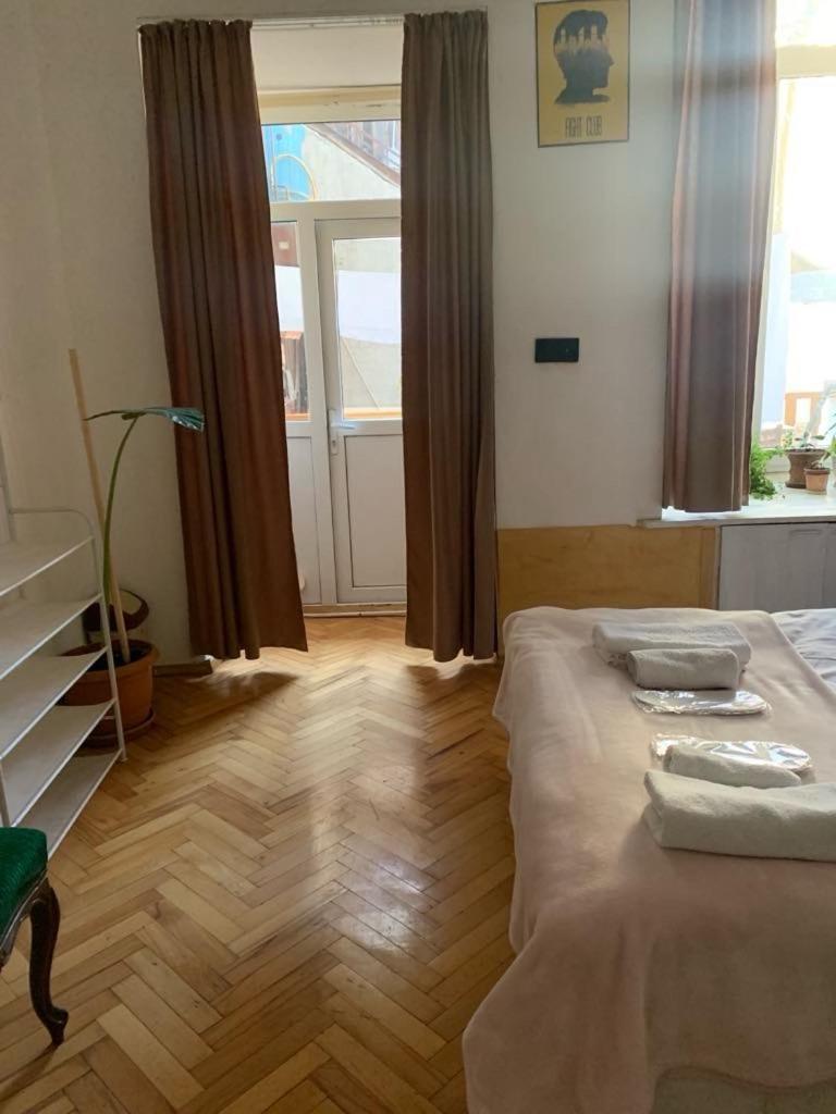 Leila Apartment Тбилиси Екстериор снимка